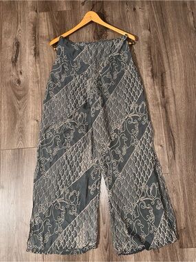 Vintage Wide Leg Pants in Charcoal with Cream Pattern